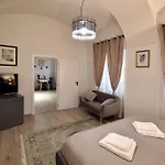 Apartment Golden Goose Kosice