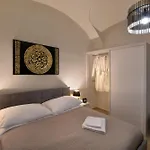 Apartment Golden Goose
