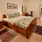 Apartment Golden Goose *