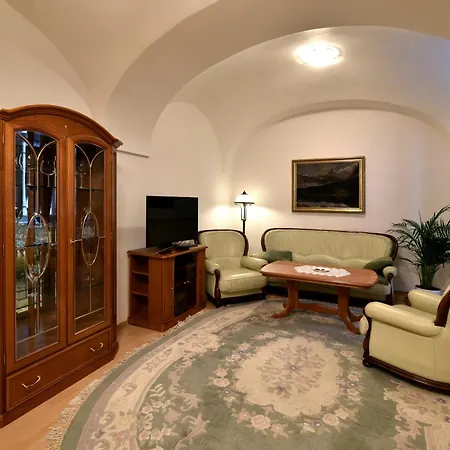 Golden Goose Appartement *