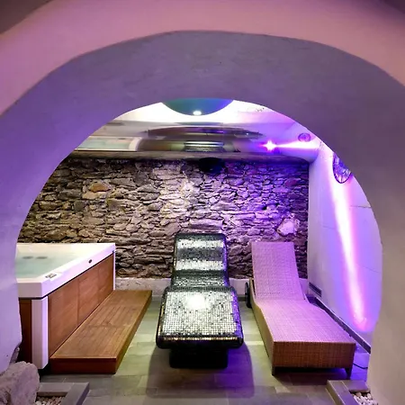 Golden Goose Апартаменты *