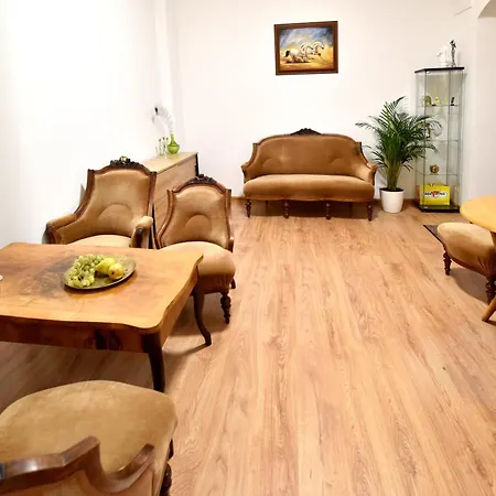 Golden Goose Кошице