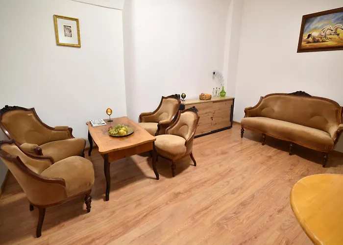 Golden Goose Апартаменты